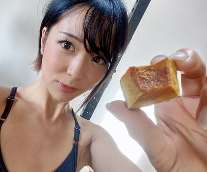Full leaked Omitsu outdoor private photo