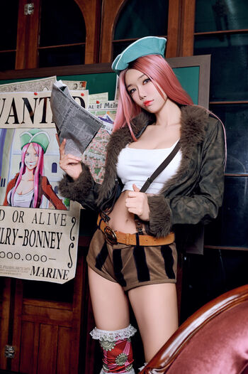 Full leaked One piece page private onlyfans photo