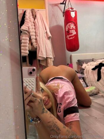 Full leaked Only courtney private onlyfans photo