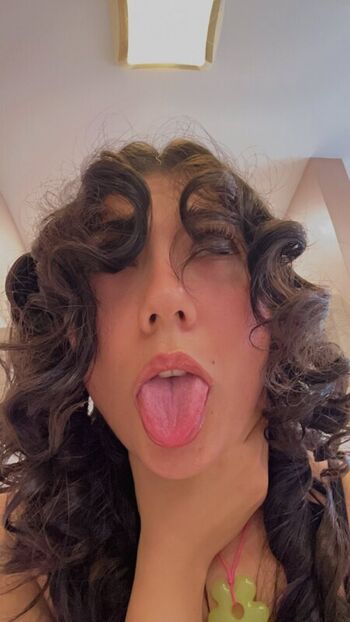 Full leaked Onlycallmelala private photo