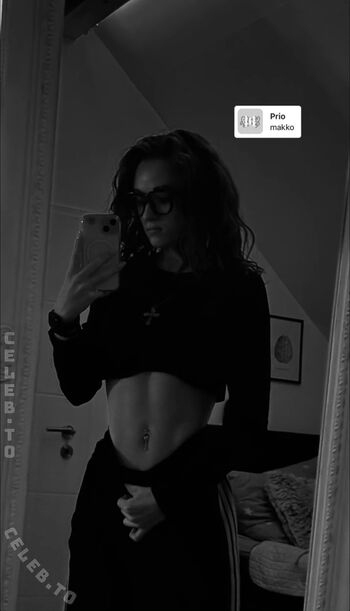 Full leaked Onlyx emilia private photo