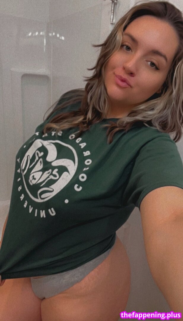 https: / oohkarla / oohkarlalala Nahá OnlyFans fotografie #16