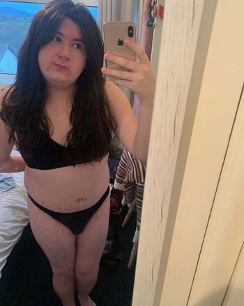 Full leaked Oswinn private photo