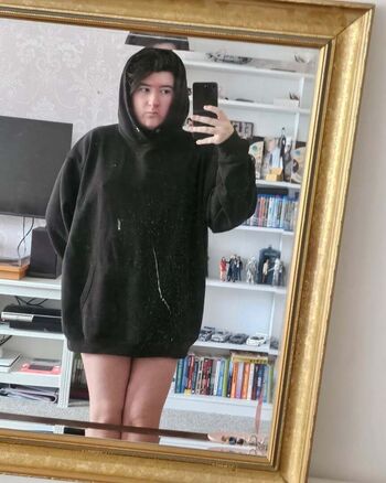 Full leaked Oswinn private photo