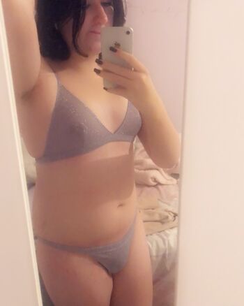 Full leaked Oswinn private photo