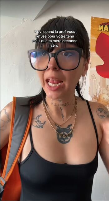 Full leaked Owsmile private photo