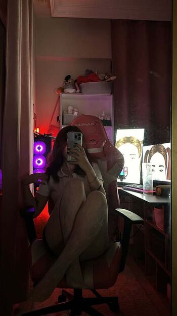 Full leaked Oz basak private onlyfans photo