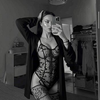 Full leaked Oz basak private photo