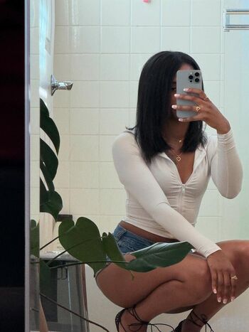 Full leaked P la shae page private onlyfans photo