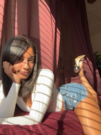 Full leaked P la shae page private onlyfans photo