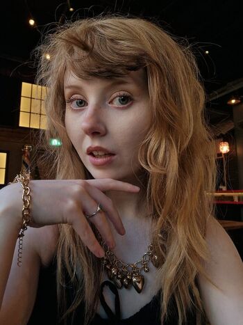 Full leaked Prnpixie private photo