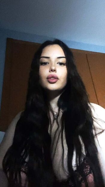 Full leaked Paaularruizz private onlyfans photo