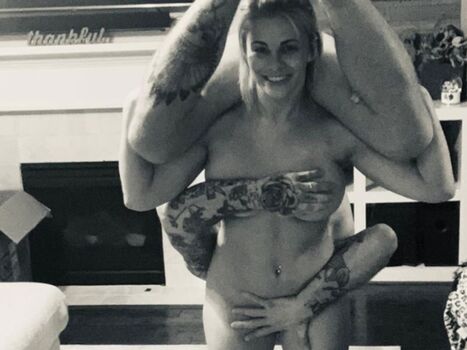 Full leaked Pai vanzant private photo