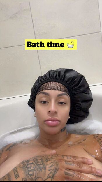 Full leaked Paigey cakey private photo