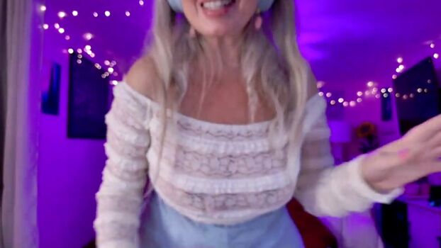 Full leaked Paintedrose private onlyfans photo