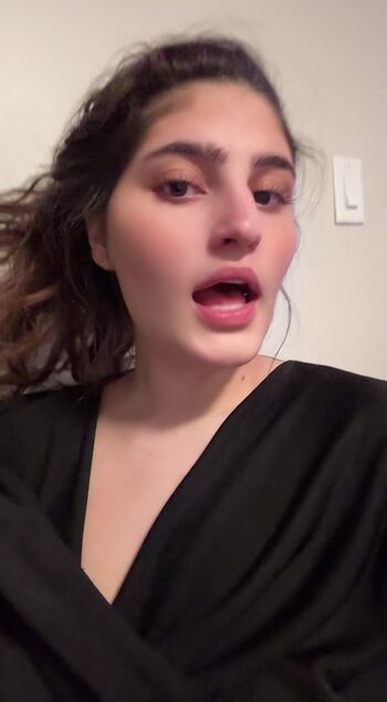 Full leaked Pakistanikira private onlyfans photo