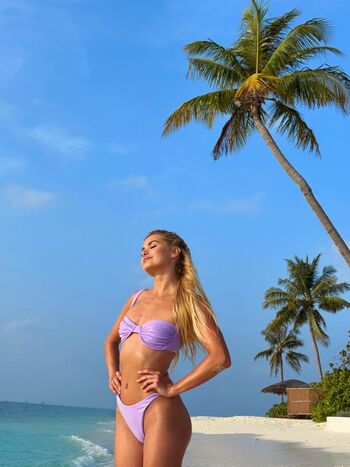 Full leaked Pamela reif page private onlyfans photo