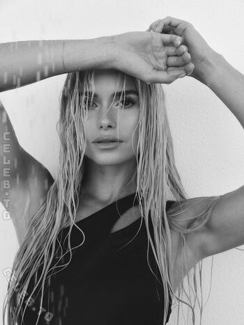 Full leaked Pamela reif page private photo