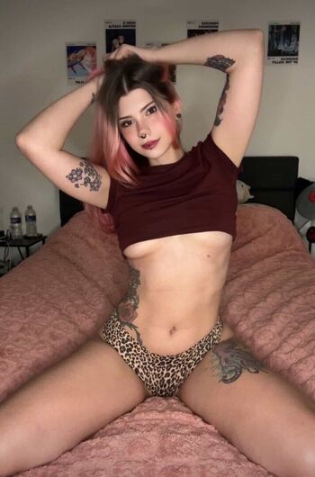 Full leaked Pandahugz page private onlyfans photo