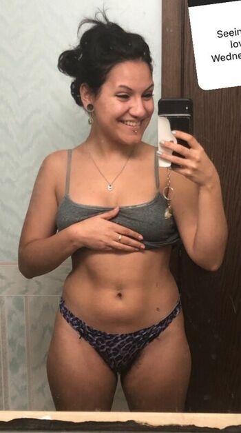 Full leaked Pantalelox private photo