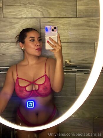 Full leaked Paolabbarajas private onlyfans photo