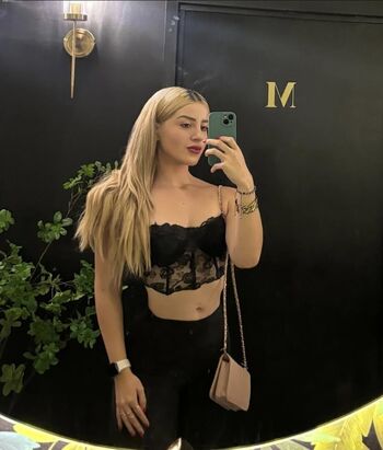 Full leaked Paolacxs private onlyfans photo