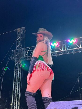 Full leaked Paolacxs private onlyfans photo