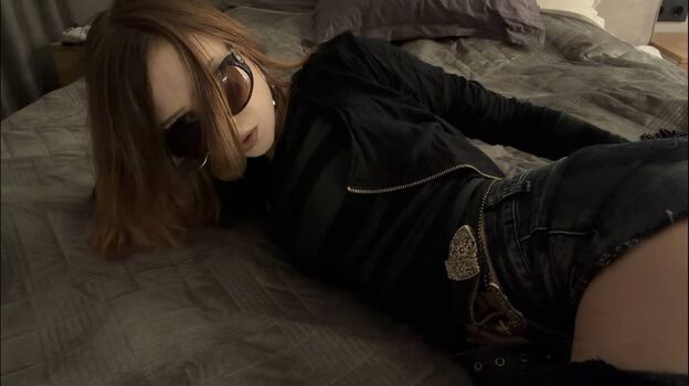 Full leaked Paradoxy private onlyfans photo