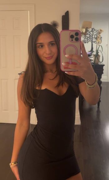 Full leaked Pardiss carello  page private photo