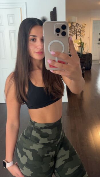 Full leaked Pardiss carello  page private photo