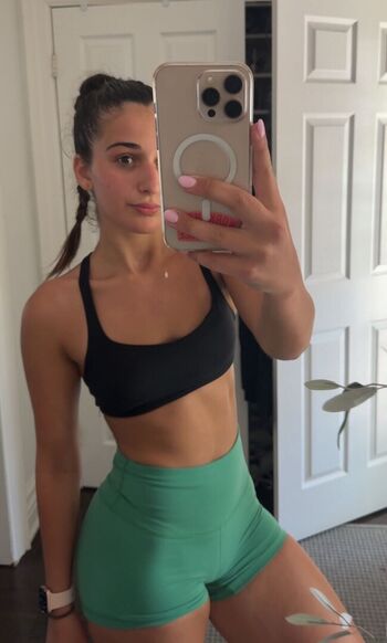 Full leaked Pardiss carello  page private photo