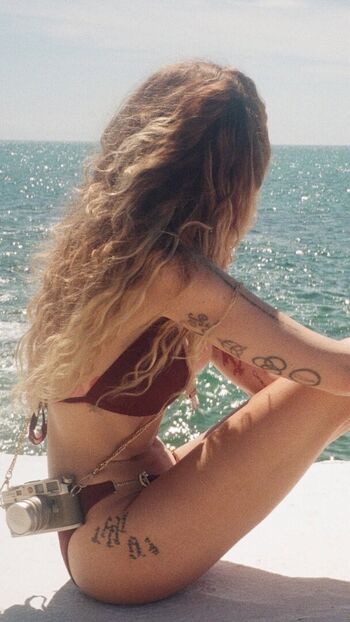 Full leaked Paris jackson  page private photo