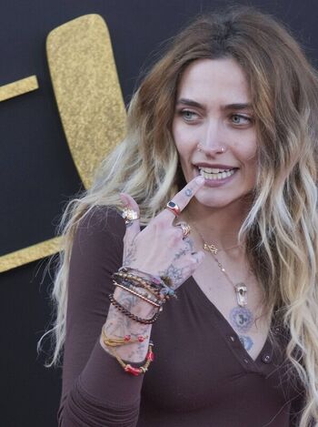 Full leaked Paris jackson private photo