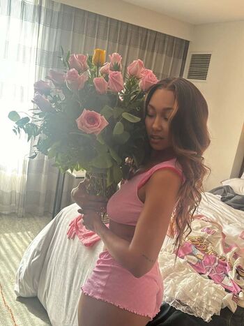 Full leaked Parker mckenna posey page private onlyfans photo