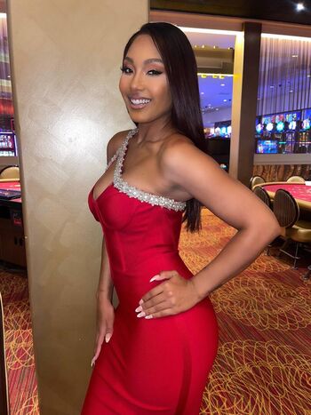 Full leaked Parker mckenna posey private photo