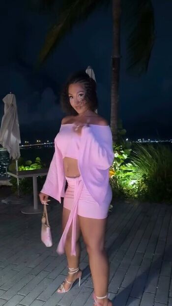 Full leaked Parker mckenna posey private photo