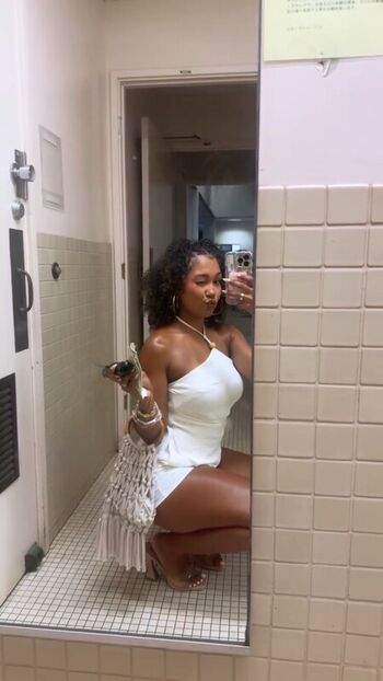 Full leaked Parker mckenna posey private photo