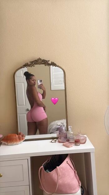 Full leaked Parker mckenna posey private photo