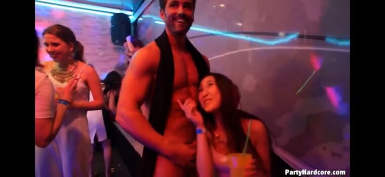 Full leaked Party hardcore model thread private photo