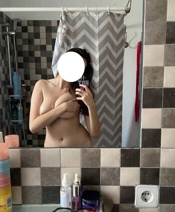 Full leaked Pau private photo