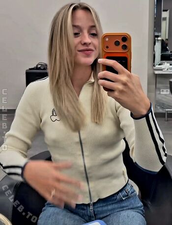 Full leaked Paula enzweiler page private photo