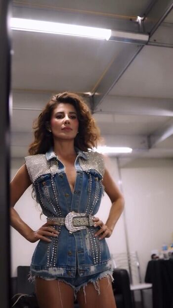 Full leaked Paula fernandes private photo
