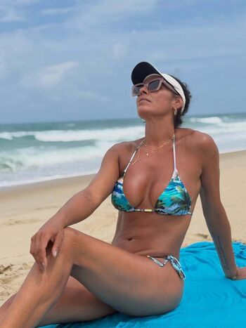 Full leaked Paula pequeno private onlyfans photo