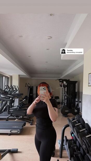 Full leaked Paulaeal private photo