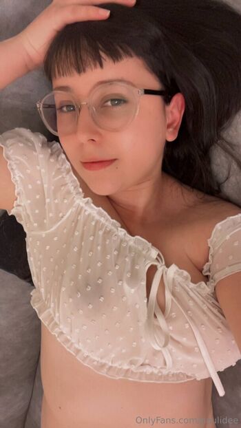 Full leaked Paulidee private onlyfans photo