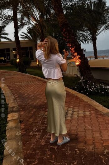 Full leaked Pauliie private photo