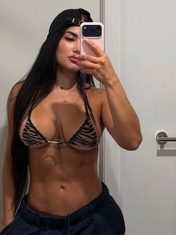 Full leaked Paulinacruz private photo