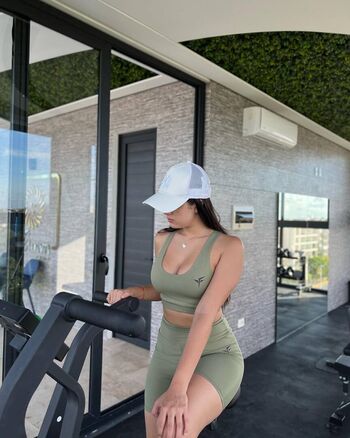 Full leaked Paulinarico private onlyfans photo