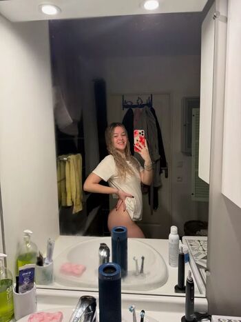 Full leaked Paulineonlinee private photo