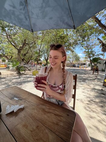 Full leaked Peachfyi page private onlyfans photo